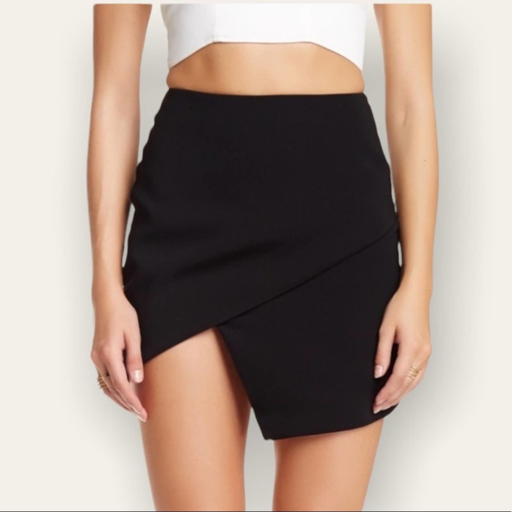 ASTR Asymmetrical Hem Faux Wrap Mini Skirt Lined Polyester Black Large Women’s